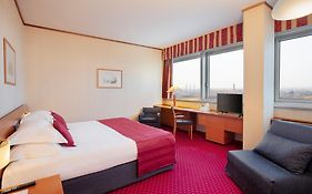 Crowne Plaza Milan Linate, an IHG hotel