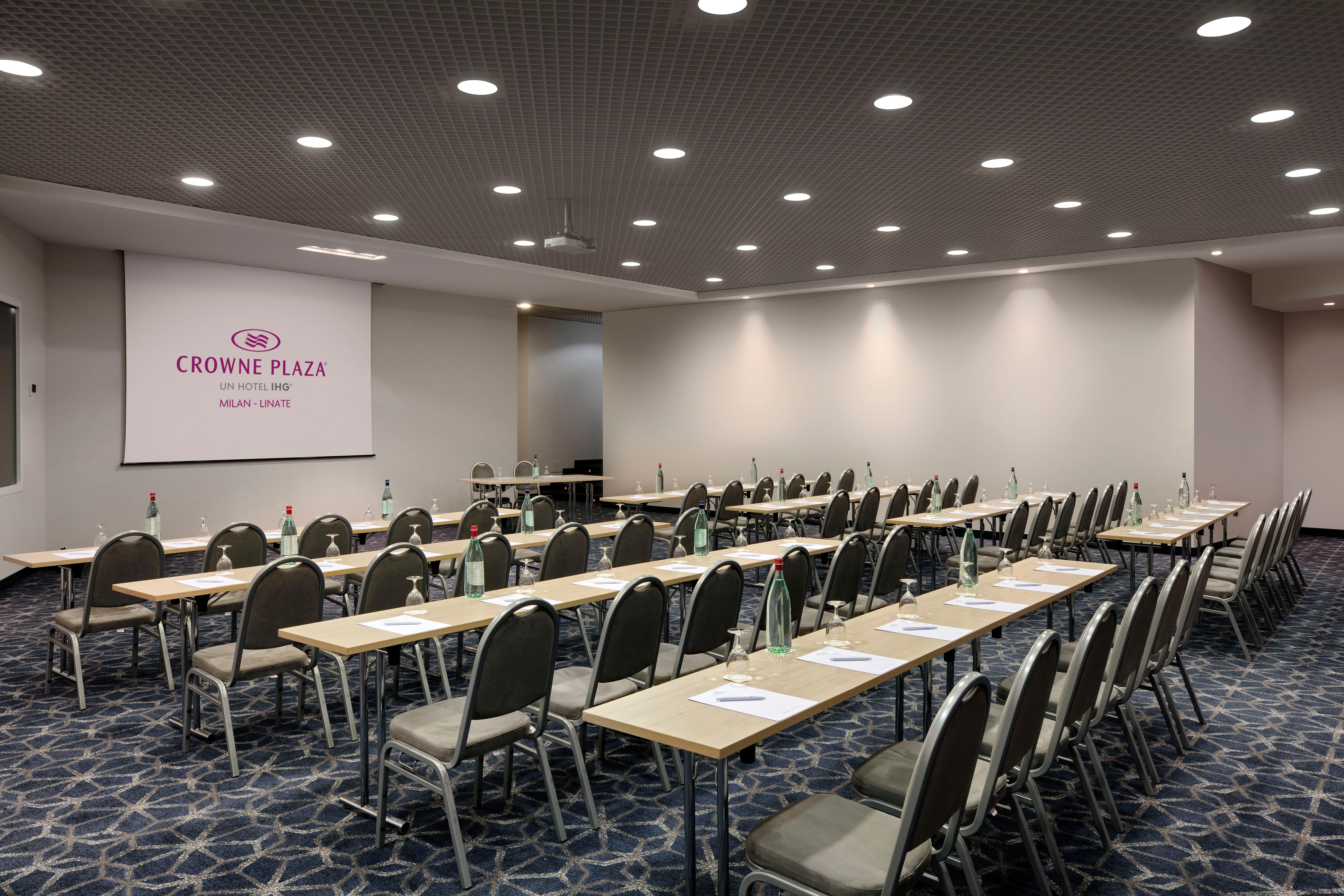 Hotel Crowne Plaza Milan Linate By Ihg San Donato Milanese Esterno foto