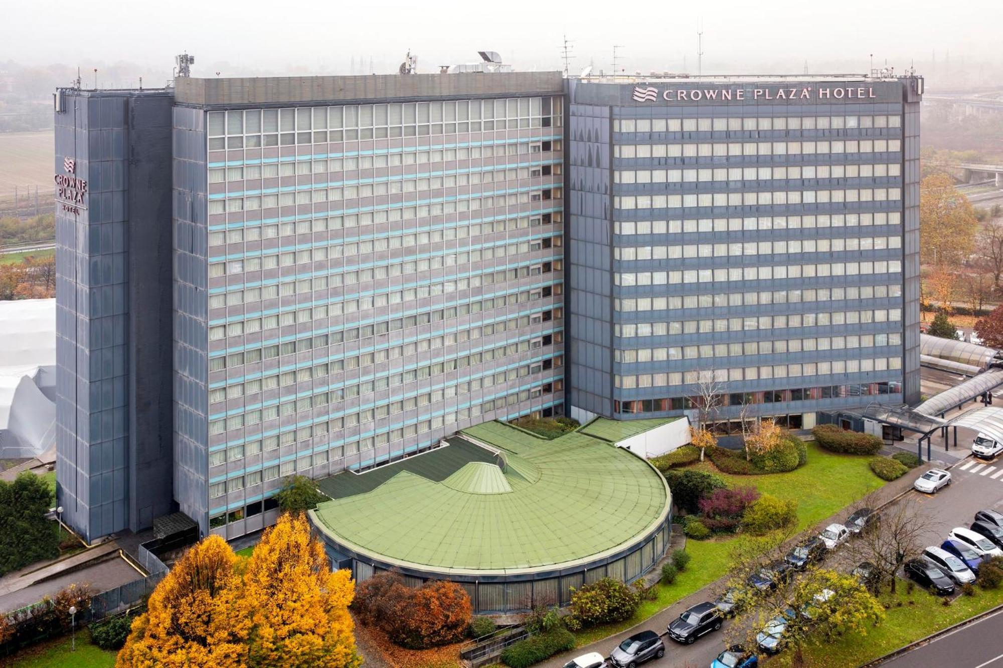 Hotel Crowne Plaza Milan Linate By Ihg San Donato Milanese Esterno foto