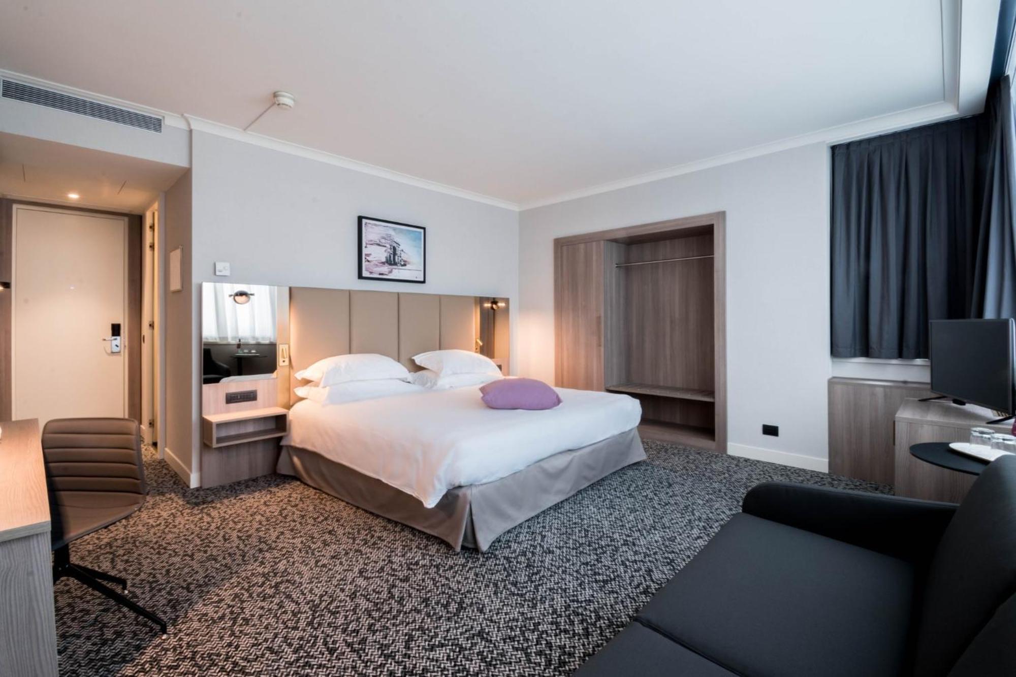 Hotel Crowne Plaza Milan Linate By Ihg San Donato Milanese Esterno foto